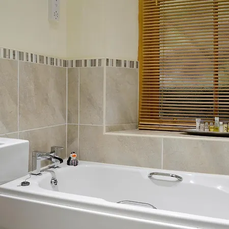 The Larches Holiday home