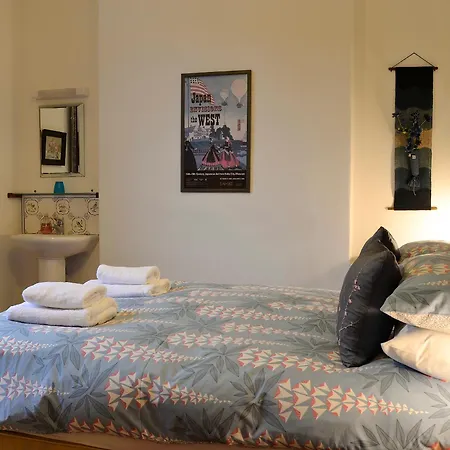 The Larches * Braithwaite